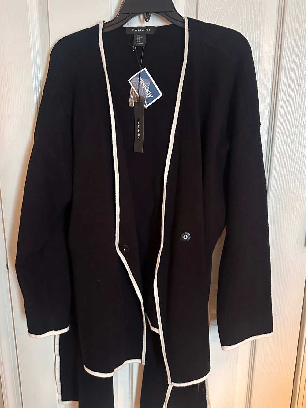 Tahari Black Open-Front Women’s Knit Jacket with White Trim and attached Scarf